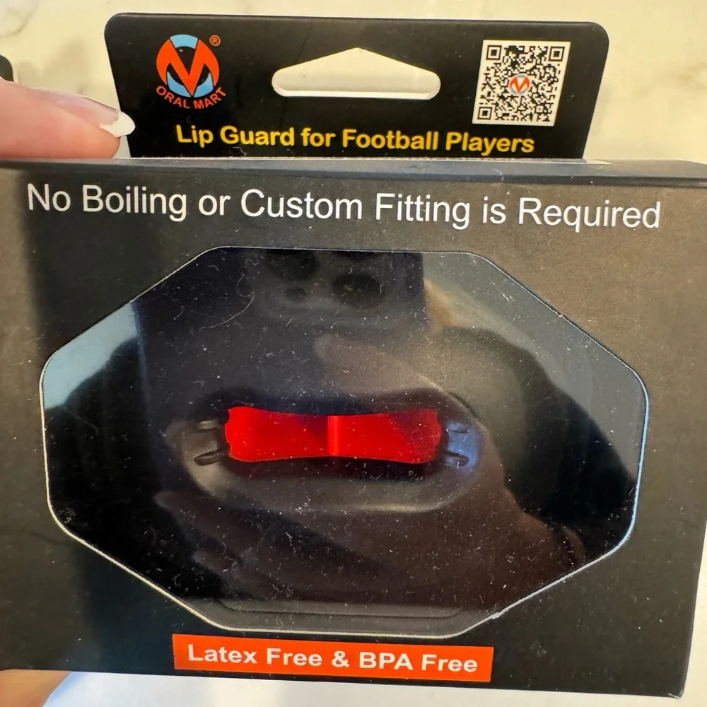 NWT Set 2 Mouthguards Oral Mart Flag Football Lacrosse Vampire Fangs Black